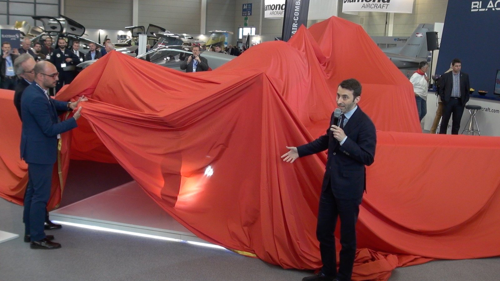 Unveiling_Bk160_1