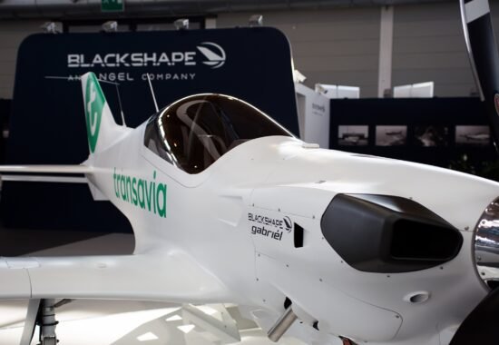 blackshape_transavia